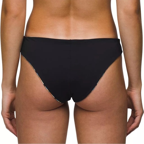 🌻NEW w.tags prAna GEMMA Wave Stripe + Black Reversible Swim Bottom Size Medium - Picture 9 of 13